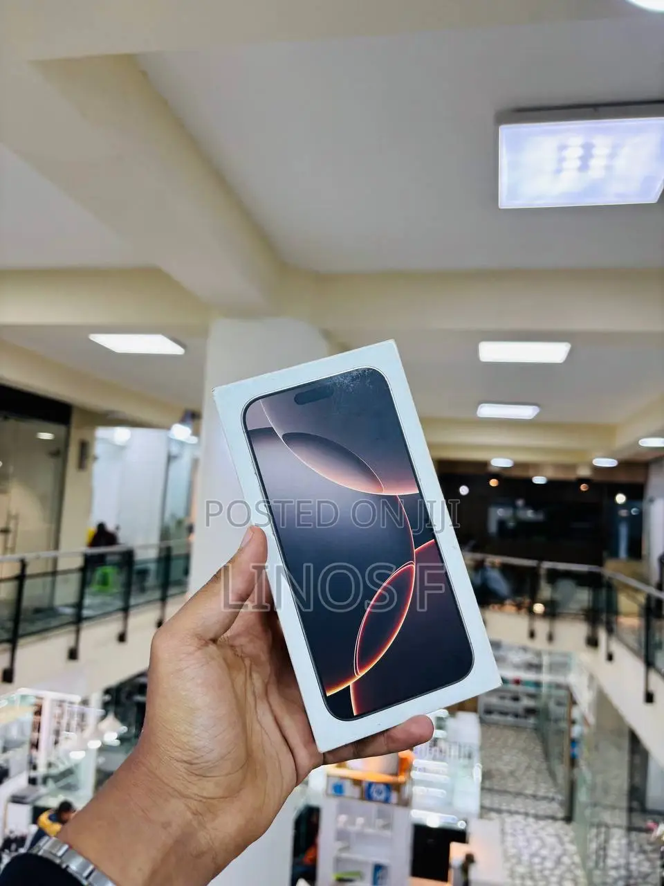 New Apple iPhone 16 Pro Max 256 GB Gold