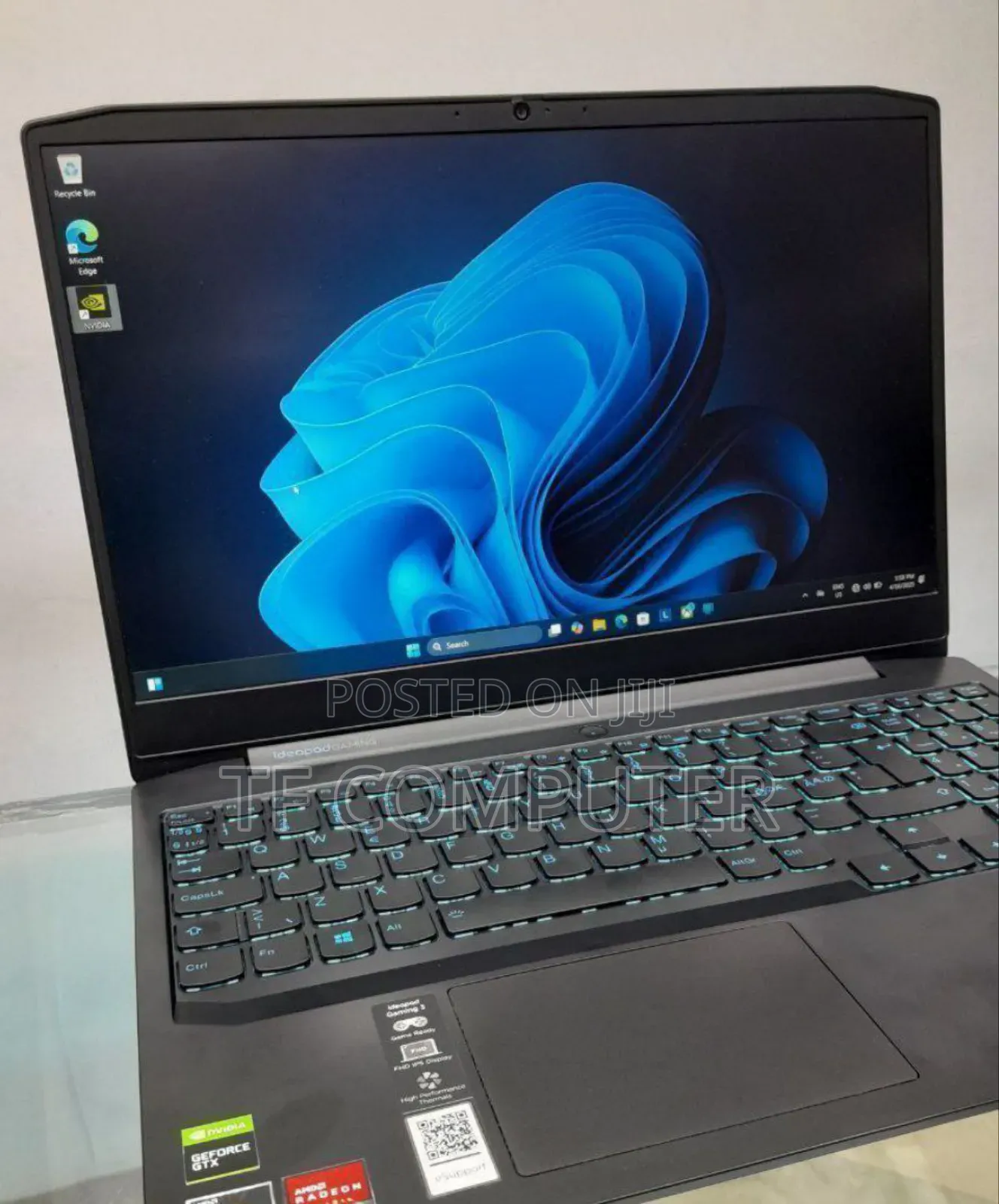 New Laptop Lenovo Ideapad 3 16GB AMD Ryzen 5 SSD 256GB