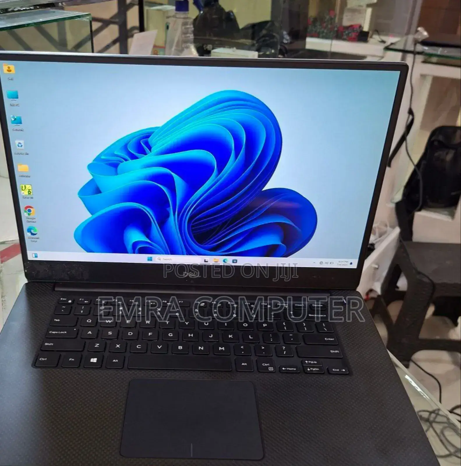 New Laptop Dell Precision 5540 16GB Intel Core I7 SSD 512GB