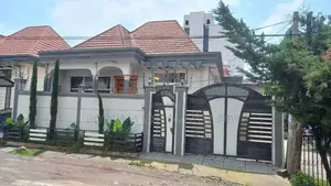 Furnished 3bdrm Villa in Ayat Area Inside, Yeka for sale