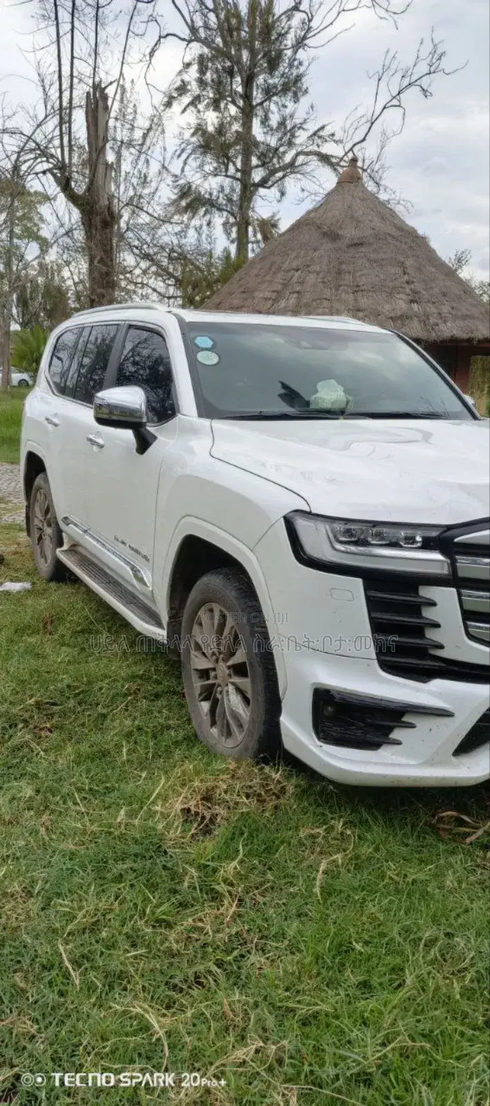 Toyota Land Cruiser 2023 Ivory