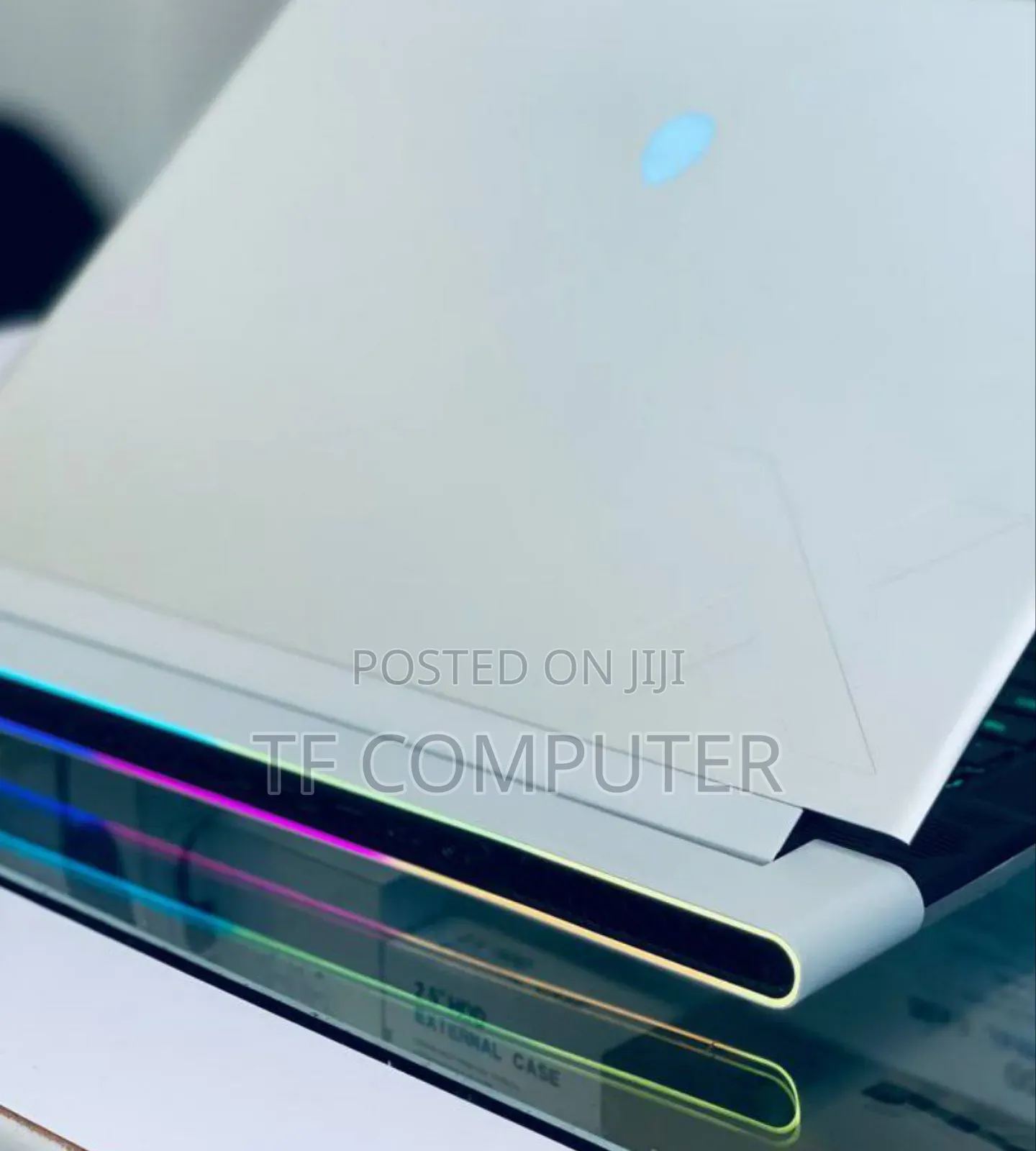 New Laptop Alienware M17x R2 32GB Intel Core Ultra 9 SSD 2T