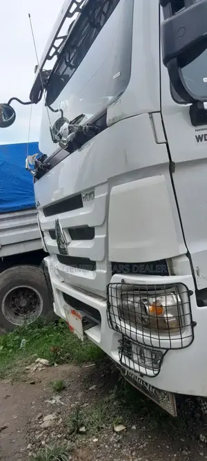 Photo - 2024 ሞዴል ባንክ 4.2 አለበት