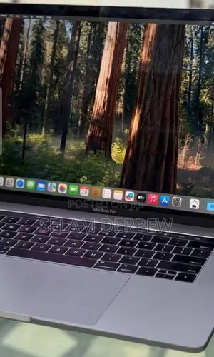 Photo - New Laptop Apple MacBook Pro 2019 16GB Intel Core I9 SSD 512GB