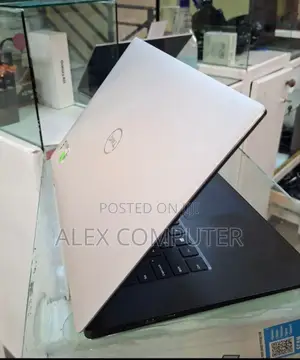 New Laptop Dell Precision 5540 16GB Intel Core i7 SSD 512GB