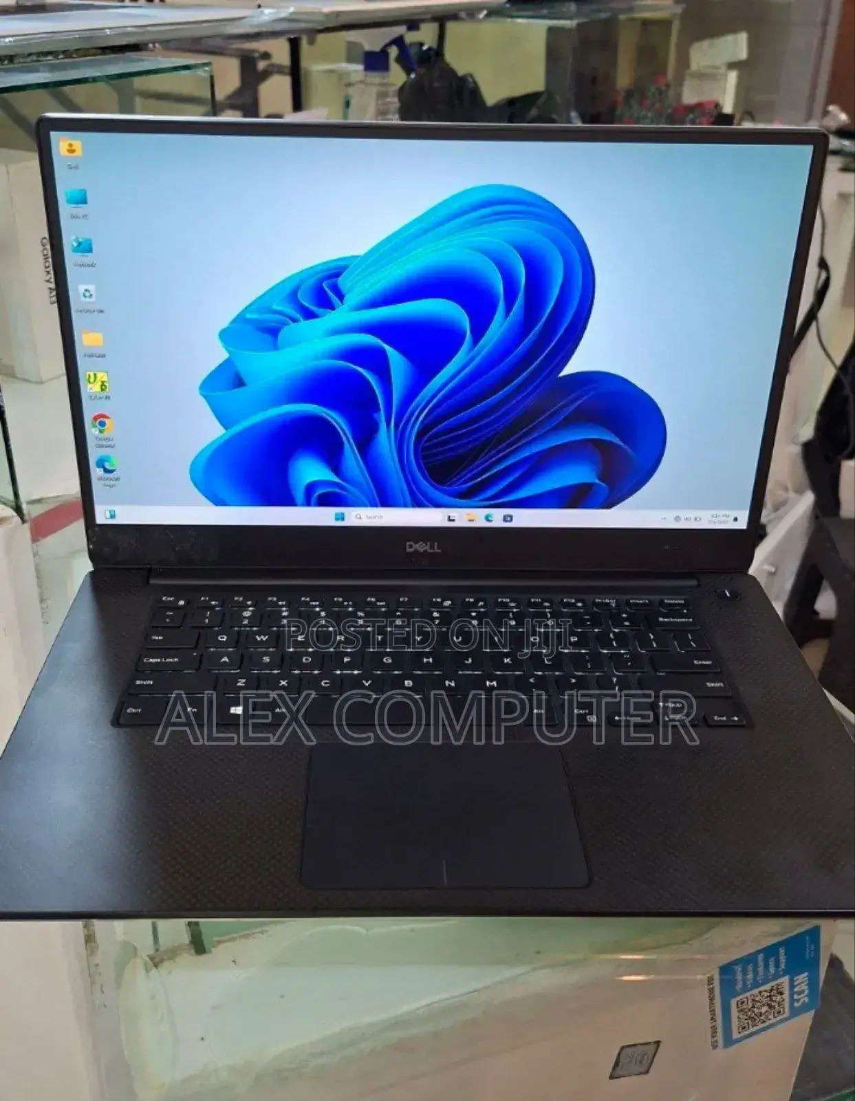 New Laptop Dell Inspiron 14 16GB AMD Ryzen 7 SSD 1T