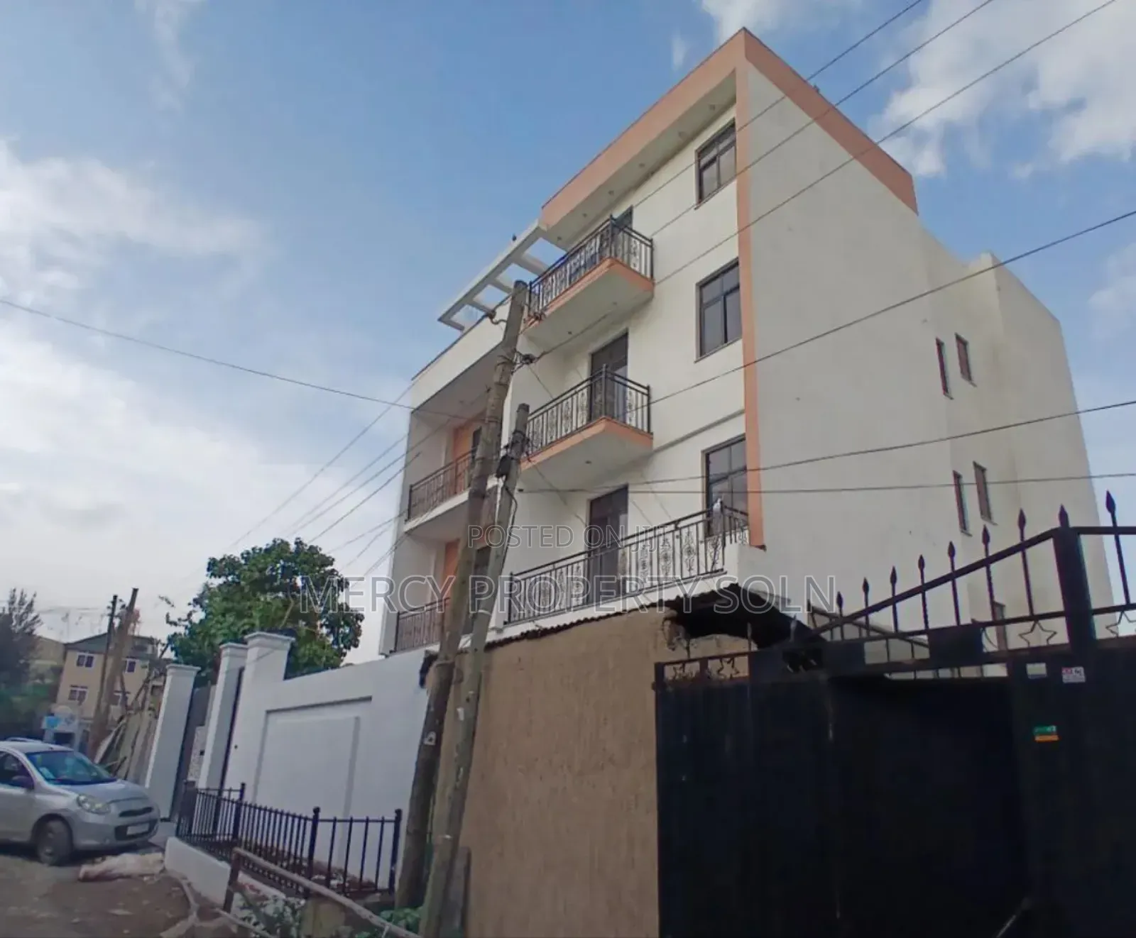 8bdrm House in Nifas Silk-Lafto for sale