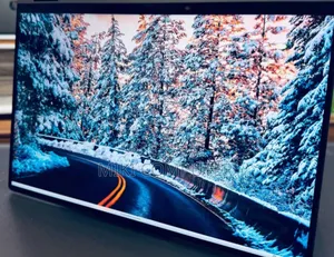 New Laptop Lenovo Yoga 7i 16GB Intel Core I7 SSD 512GB