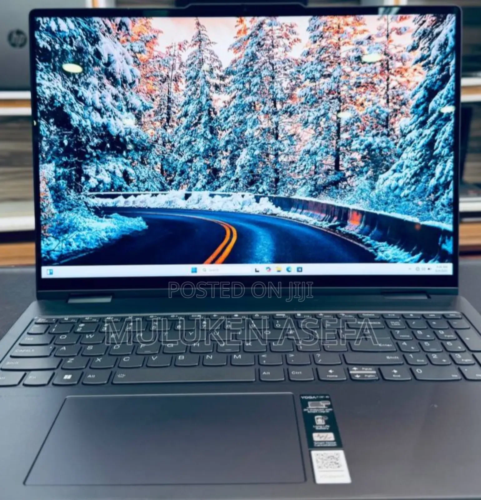 New Laptop Lenovo Yoga 7i 16GB Intel Core I7 SSD 512GB