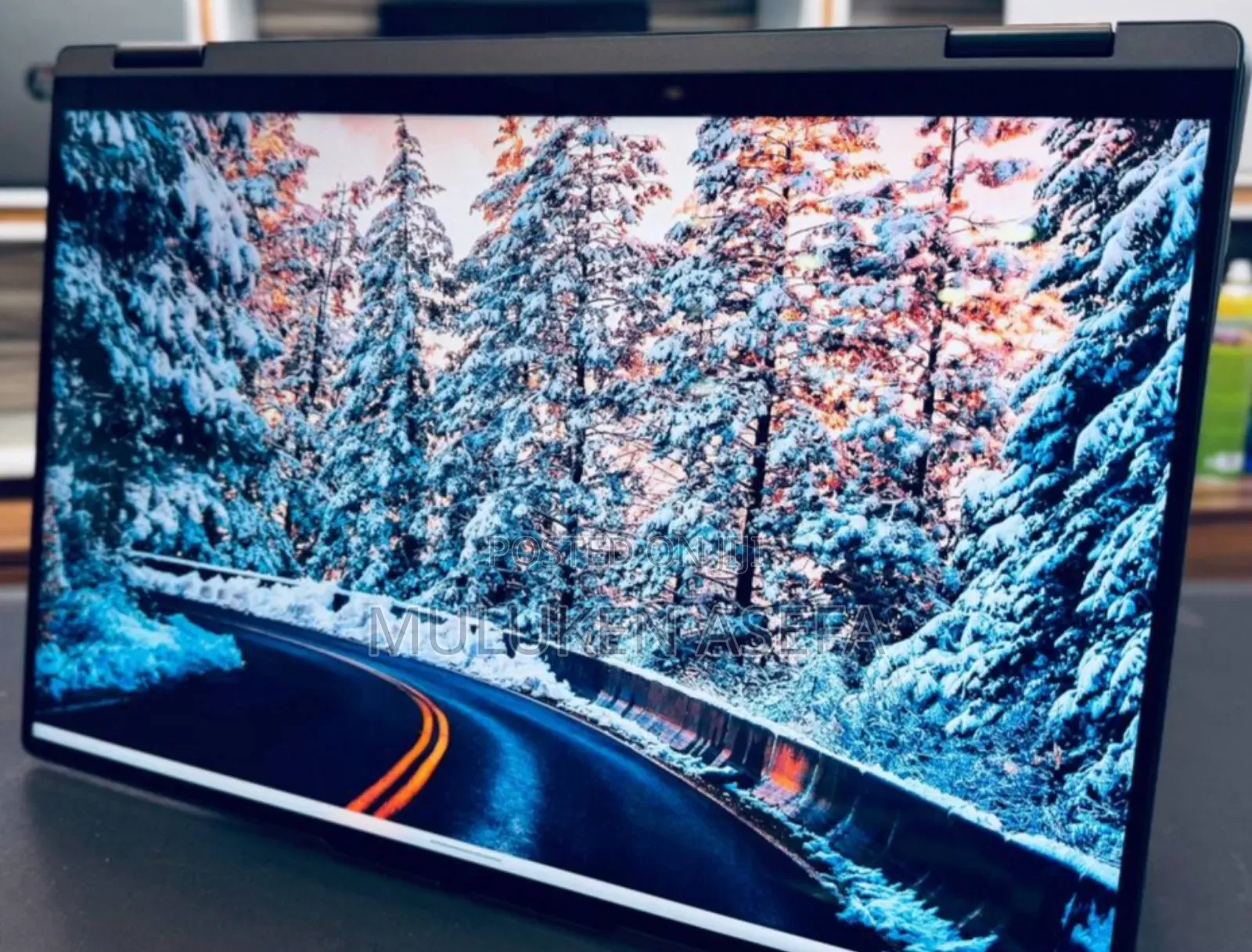 New Laptop Lenovo Yoga 7i 16GB Intel Core I7 SSD 512GB