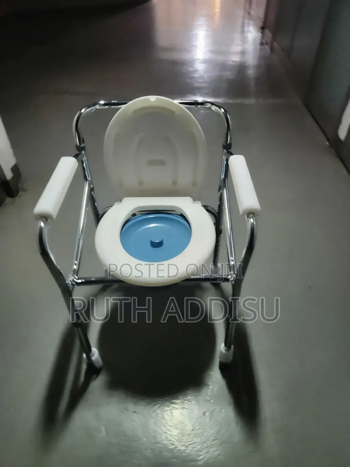 Commode Chair真正toilet Chair電視commode Chair疽的commode Chair