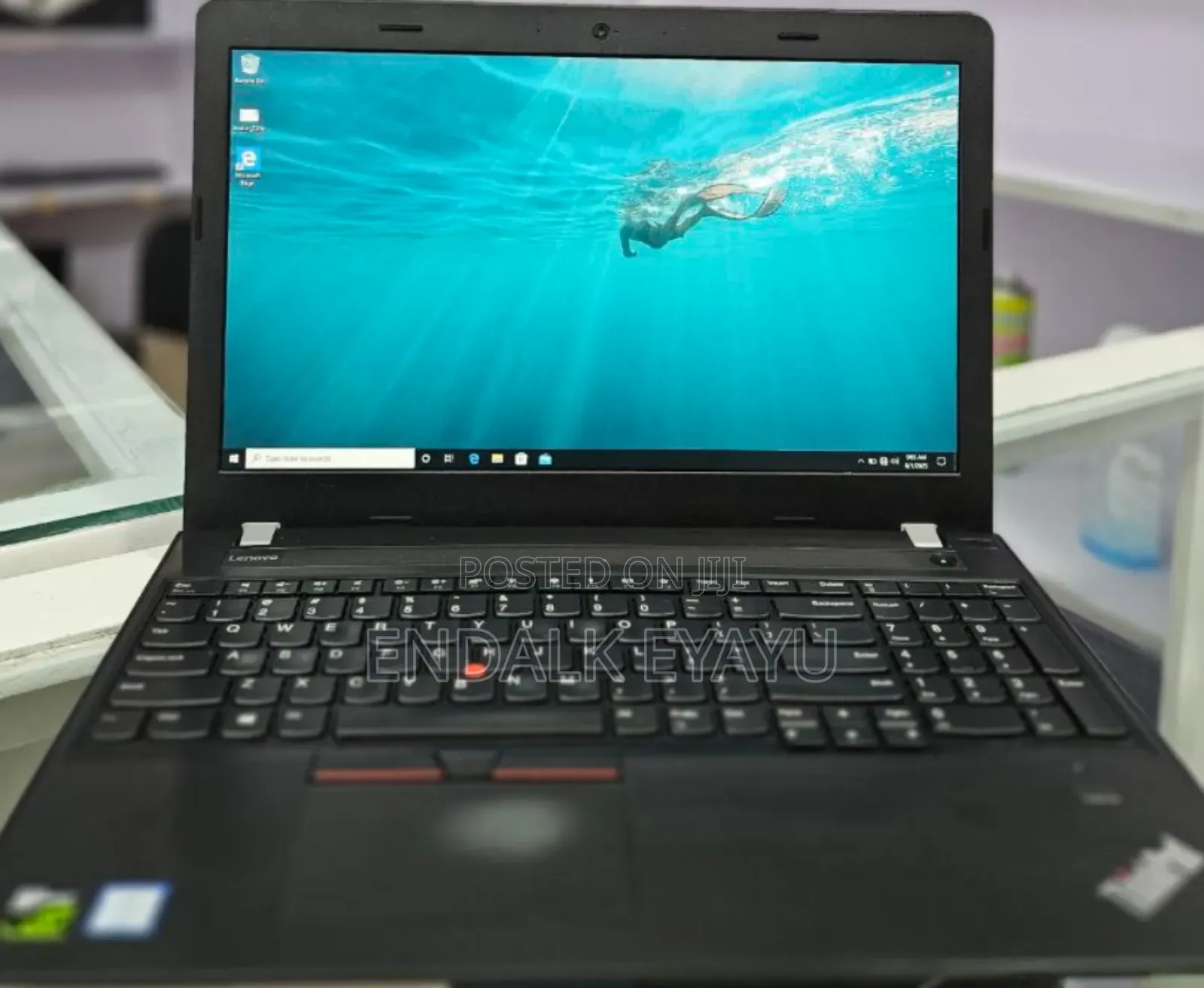 New Laptop Lenovo 8GB Intel Core I7 HDD 1T