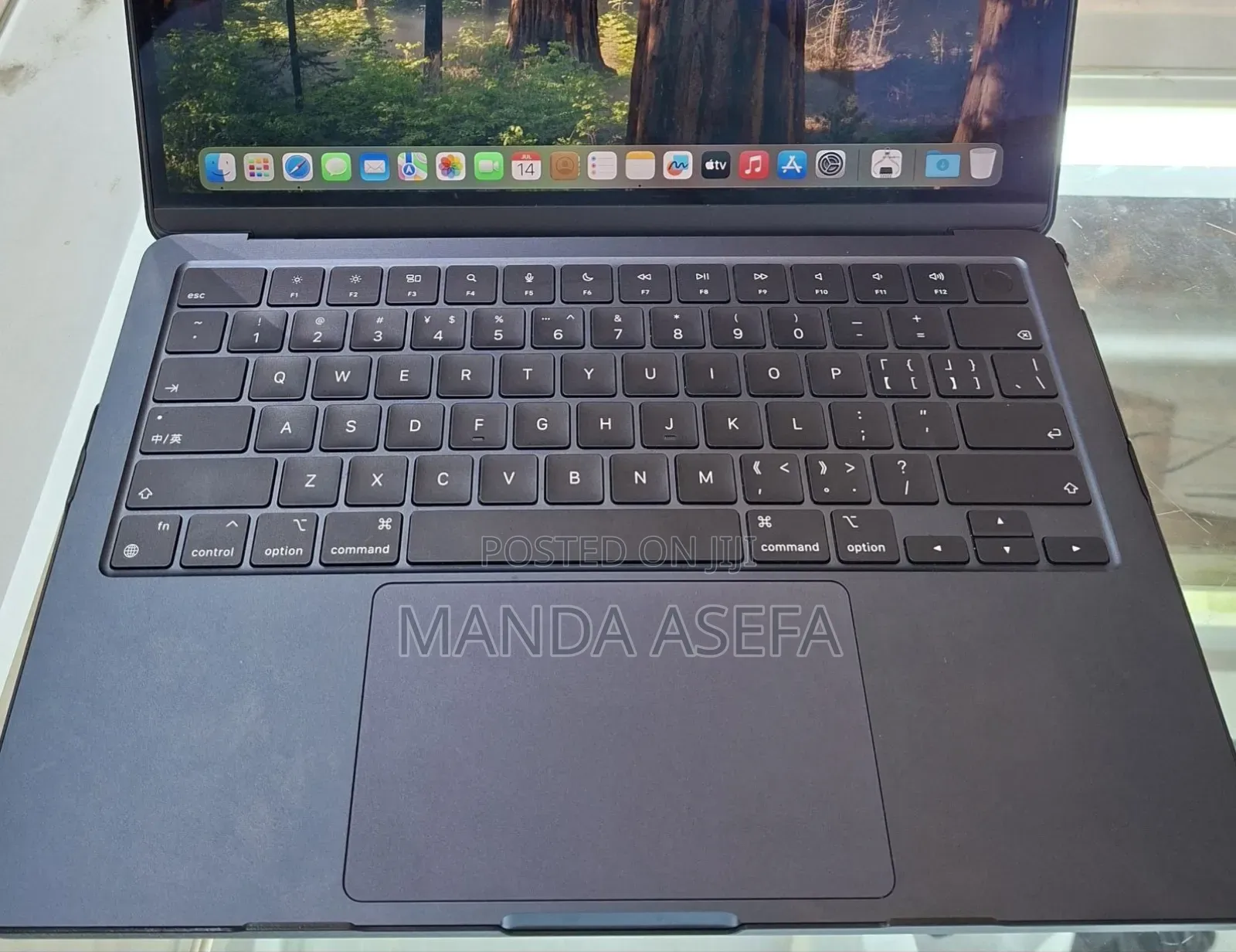 New Laptop Apple MacBook Air 2022 M2 8GB Apple M2 SSD 256GB