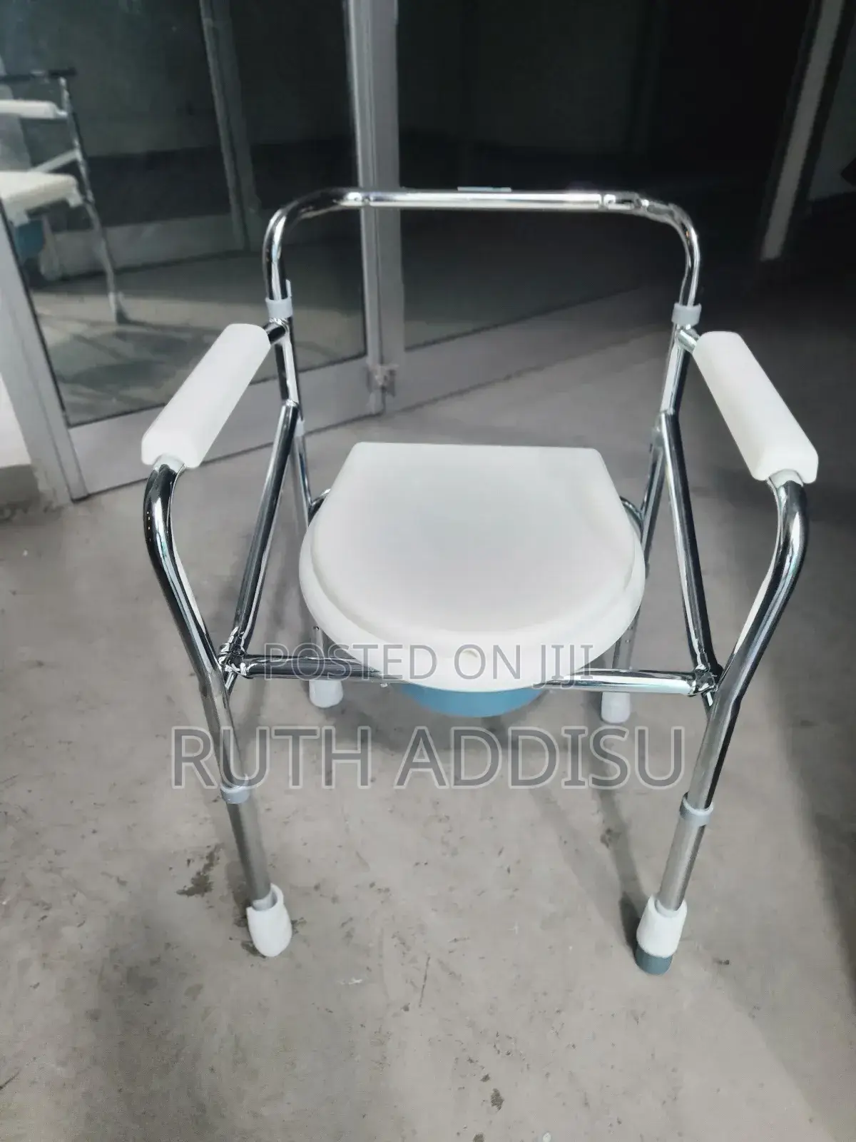 Commode Chair郁氏comfortable Toilet Chair姍一commode Chair New