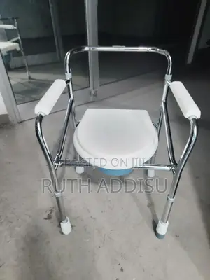 Commode Chair郁氏comfortable Toilet Chair姍一commode Chair New