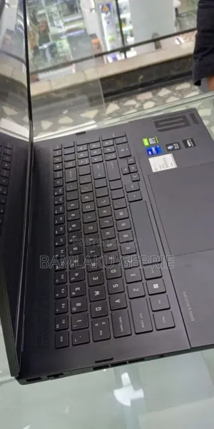 New Laptop HP Omen Transcend 14-Fb0023dx 16GB Intel Core I7 SSD 512GB