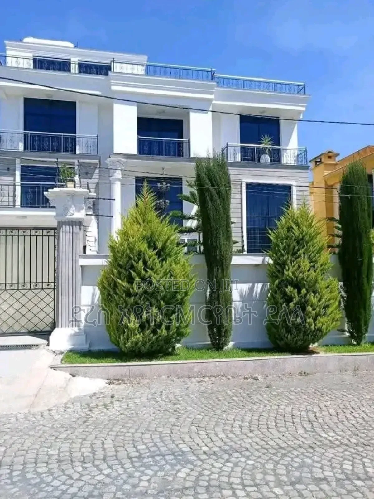 6bdrm House in Ayat, Bole for sale