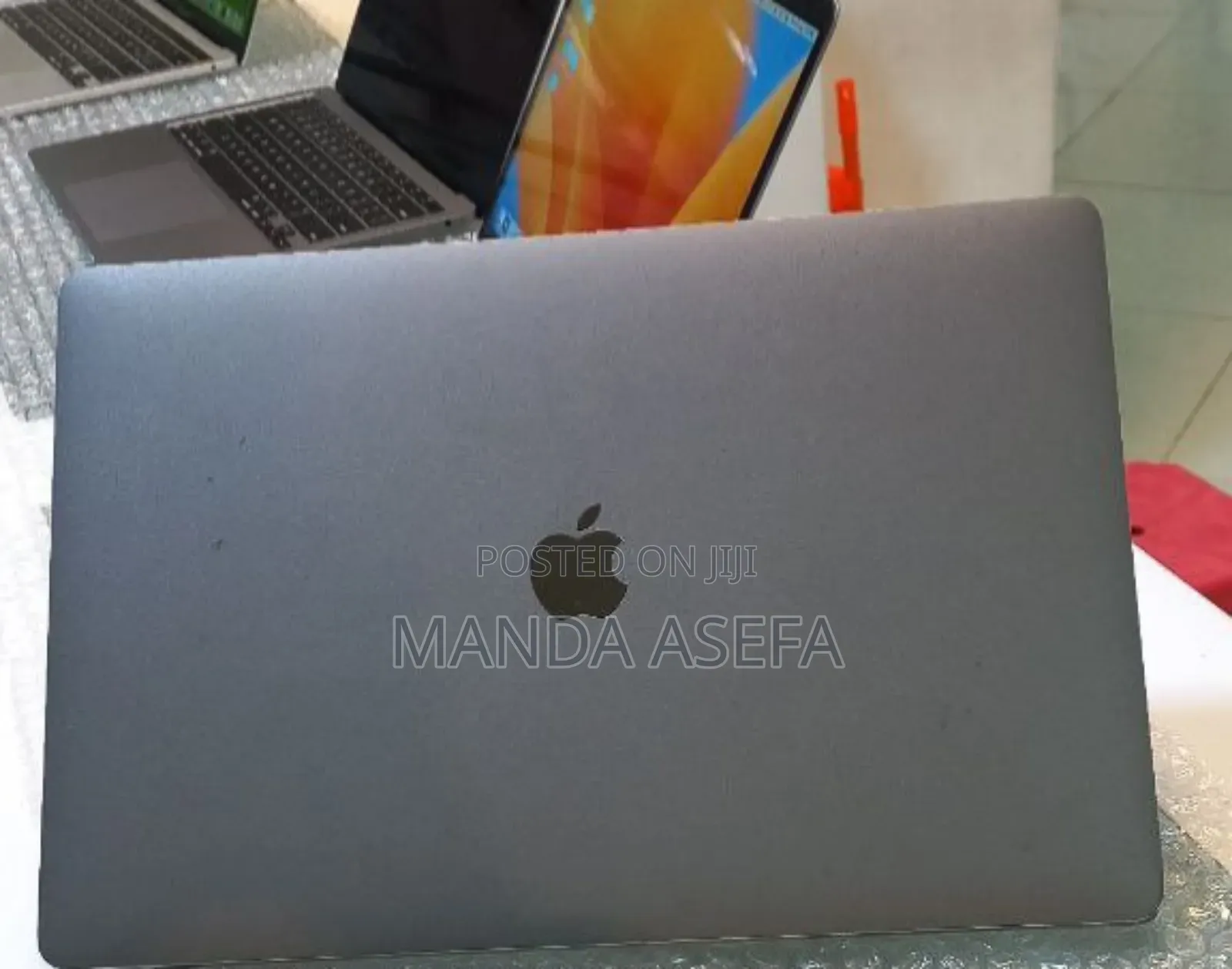 New Laptop Apple MacBook Pro 2016 16GB Intel Core i7 SSD 512GB