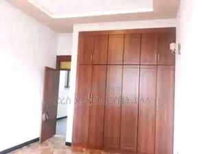 6bdrm House in Ayat, Bole for sale