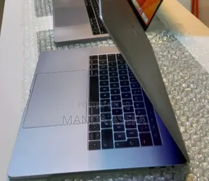 New Laptop Apple MacBook Pro 2016 16GB Intel Core i7 SSD 512GB