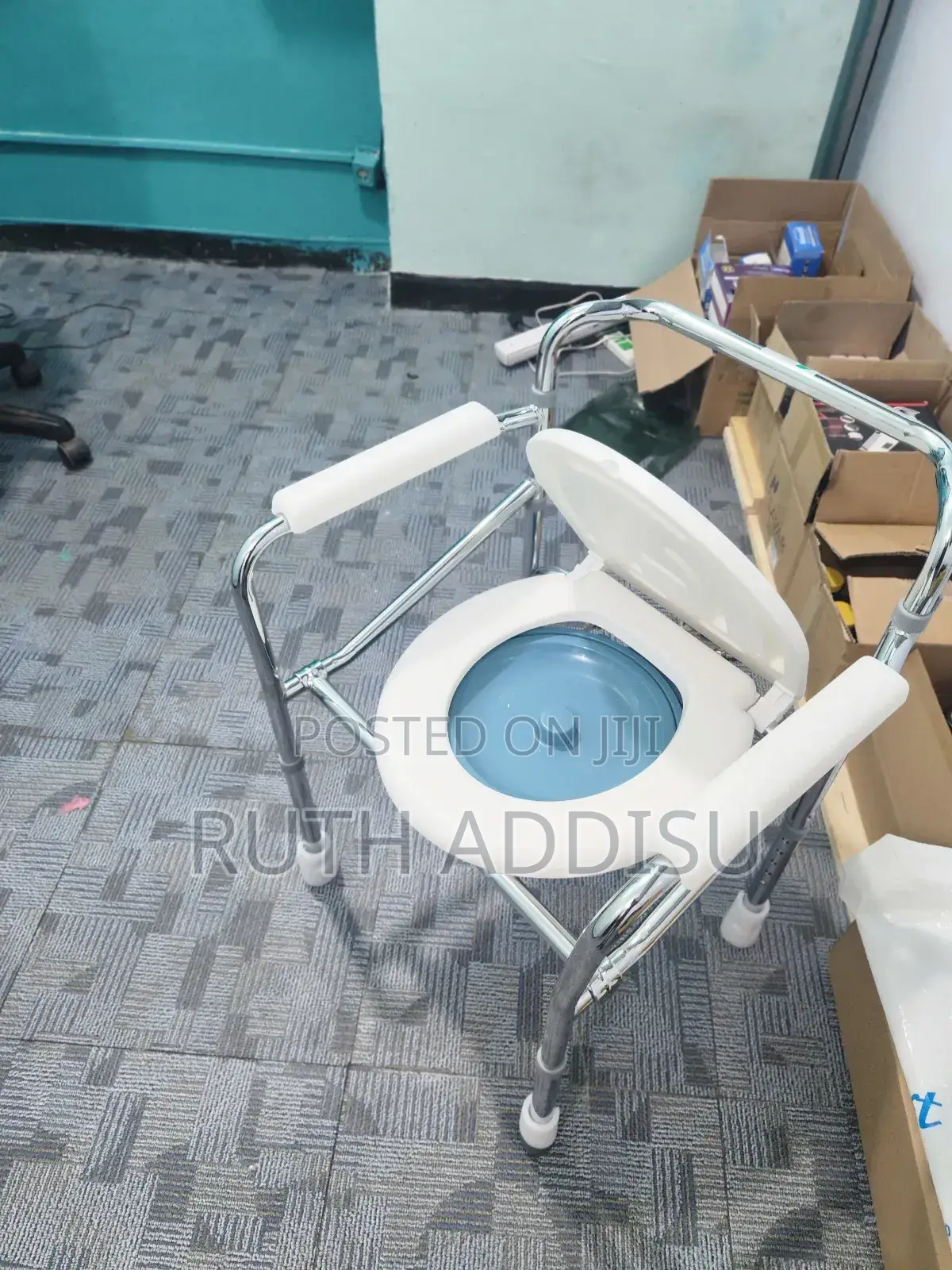 Commode Chair脆弱brand New Toilet Chair映我commode Chair Medical
