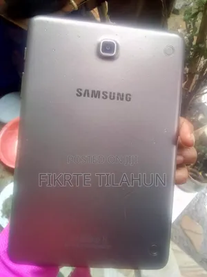 Photo - Samsung Galaxy Tab A 8.0 (2019) 32 GB Silver