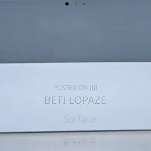 New Laptop Microsoft Surface 8GB Intel Core I5 SSD 256GB