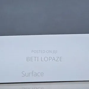 New Laptop Microsoft Surface 8GB Intel Core I5 SSD 256GB