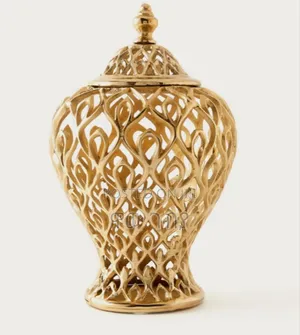 Photo - Metallic Cutwork Detail Decorative Flower