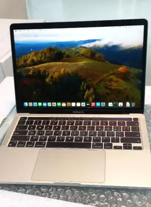 New Laptop Apple MacBook Pro M1 8GB Apple M1 SSD 256GB