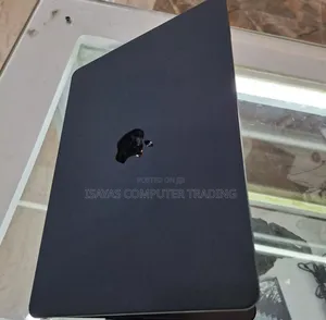 Photo - New Laptop Apple MacBook Air 2022 M2 8GB SSD 256GB