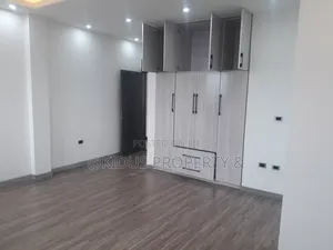 3bdrm Apartment in Total, Nifas Silk-Lafto for rent
