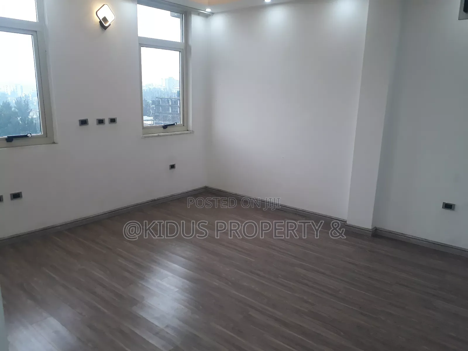 3bdrm Apartment in Total, Nifas Silk-Lafto for rent