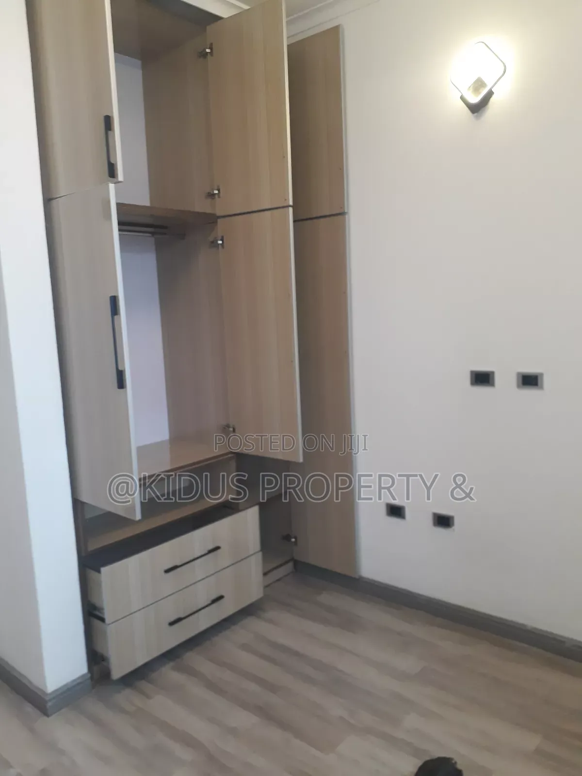 3bdrm Apartment in Total, Nifas Silk-Lafto for rent