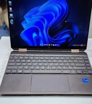 New Laptop HP Spectre X360 16GB Intel Core i7 SSD 1T