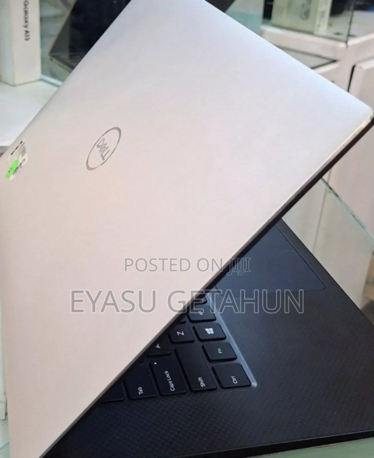 New Laptop Dell Precision 5540 16GB Intel Core I7 SSD 512GB