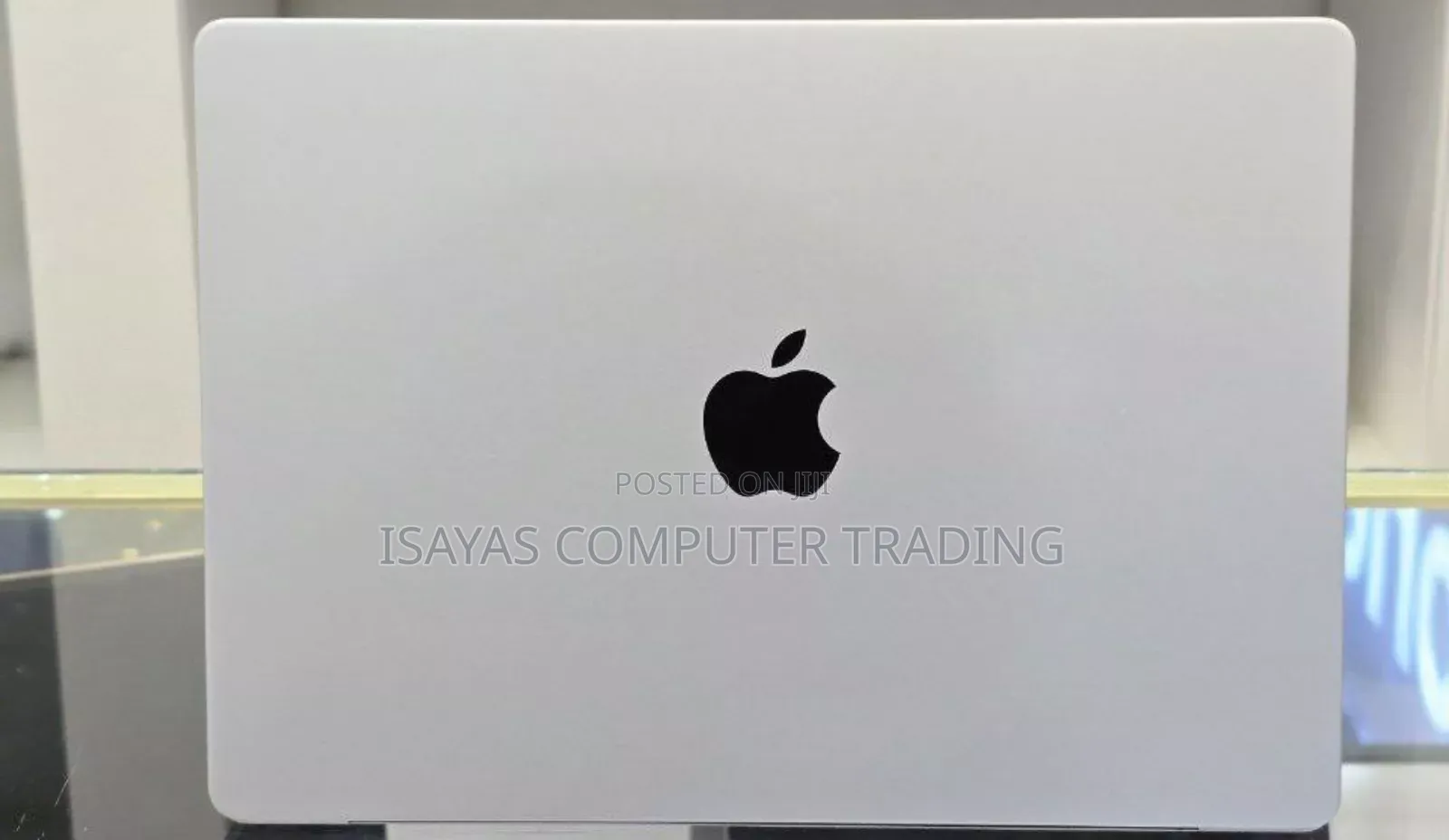 New Laptop Apple MacBook Pro M1 16GB SSD 1T