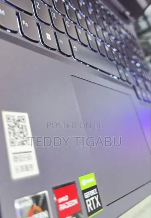 New Laptop Lenovo 16GB AMD Ryzen 5 SSD 1T