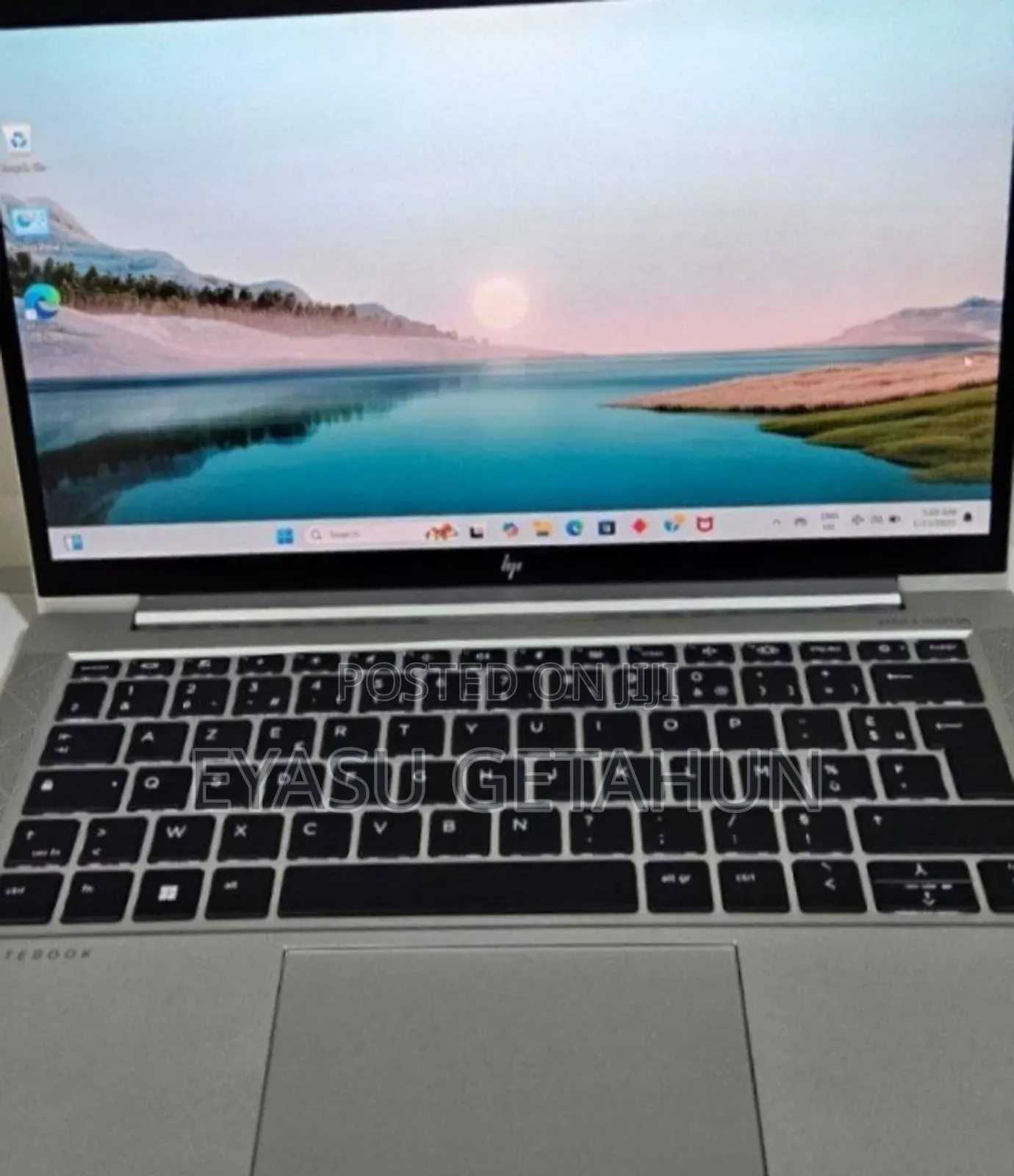 New Laptop HP EliteBook 830 G8 16GB AMD Ryzen 5 SSD 512GB