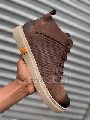Photo - Timberland Premium Quality 
New Arrival 
Available on Hand