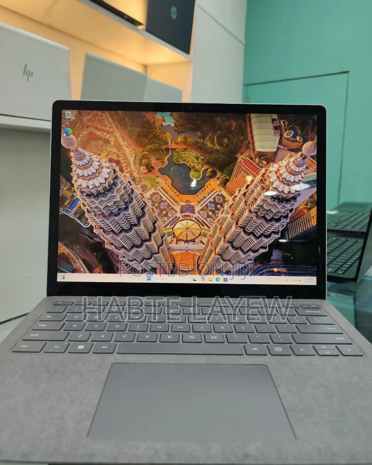 New Laptop Microsoft Surface Laptop 4 16GB Intel Core I7 SSD 512GB