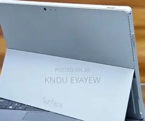 New Laptop Microsoft Surface 8GB Intel Core I5 SSD 256GB