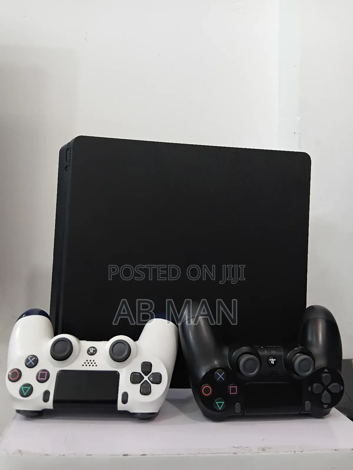 Playstation 4 Slim