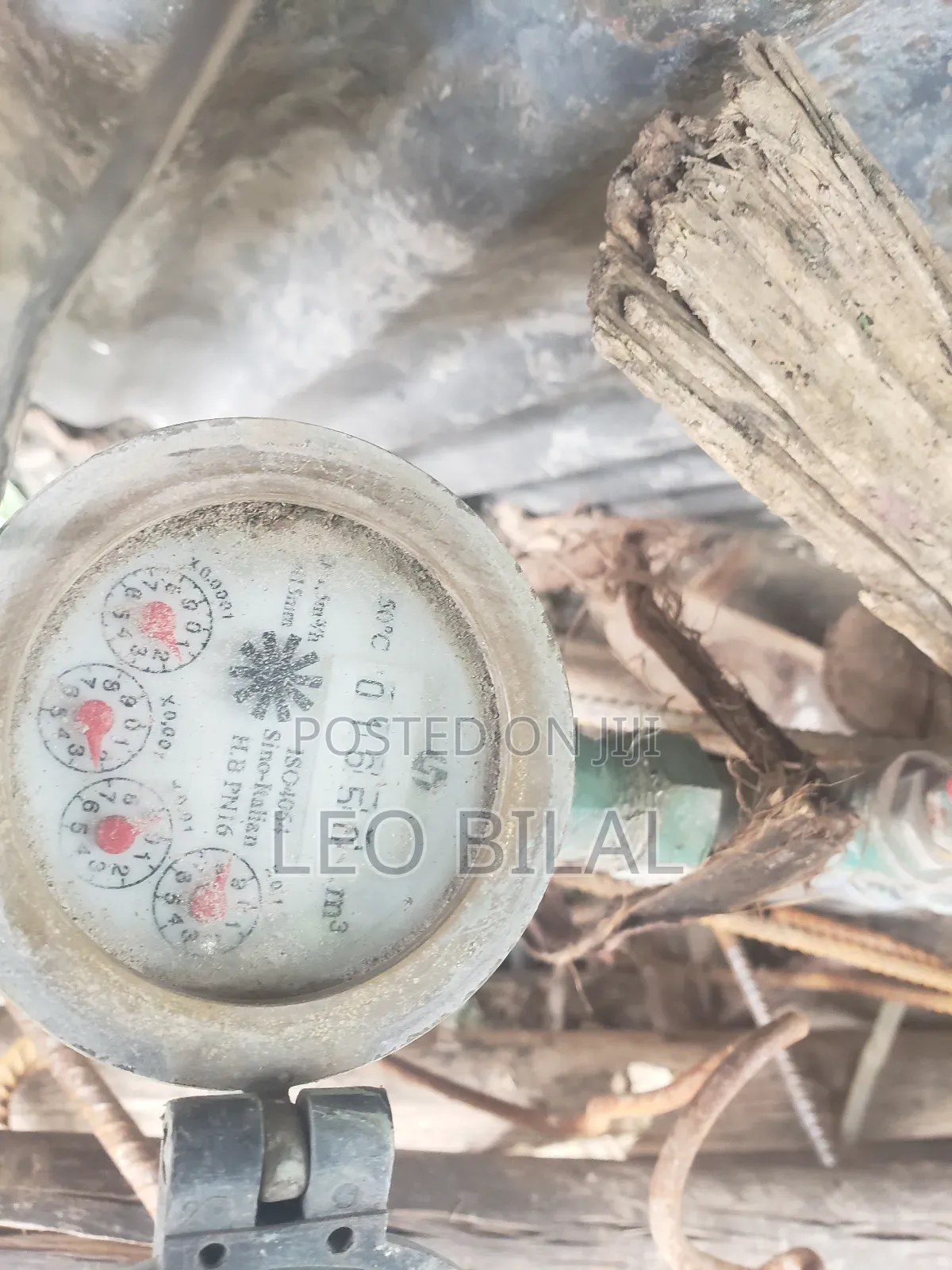 የሚሸጥ ቤት ከሎሚ ሜዳ ወረድ ወድ ብሎ 250 ካሬ