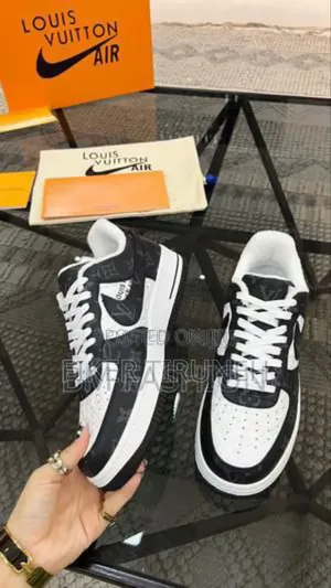 Nike Air Force 1 Louis Vuitton Black