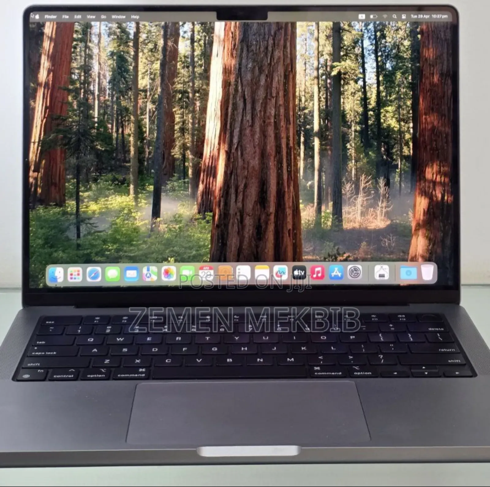 New Laptop Apple MacBook Pro 2024 M3 14-Inch 8GB SSD 512GB
