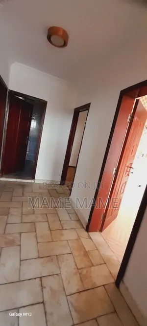 6bdrm House in Addis Abeba, Bole for sale
