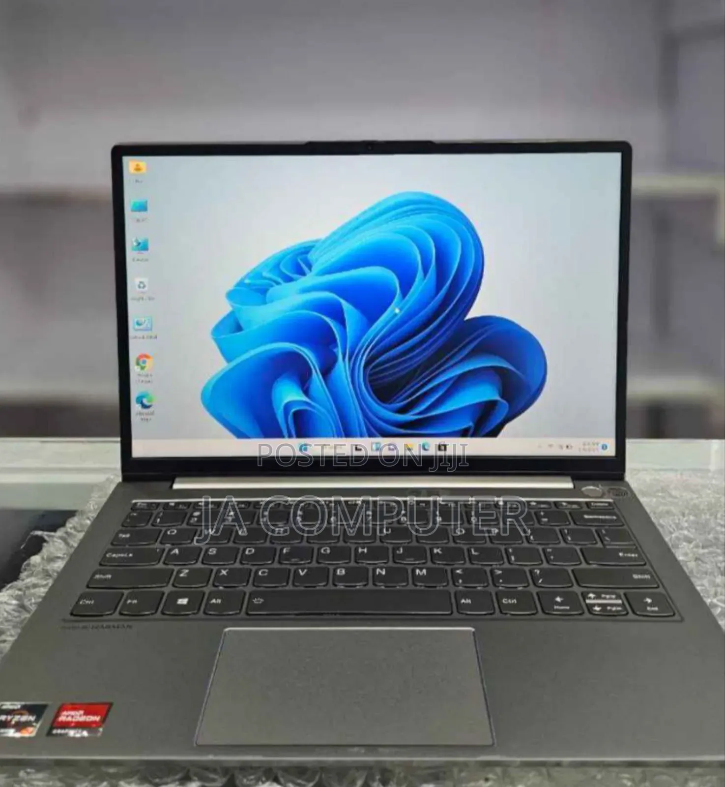 New Laptop Lenovo ThinkBook 13 16GB AMD Ryzen 7 SSD 512GB