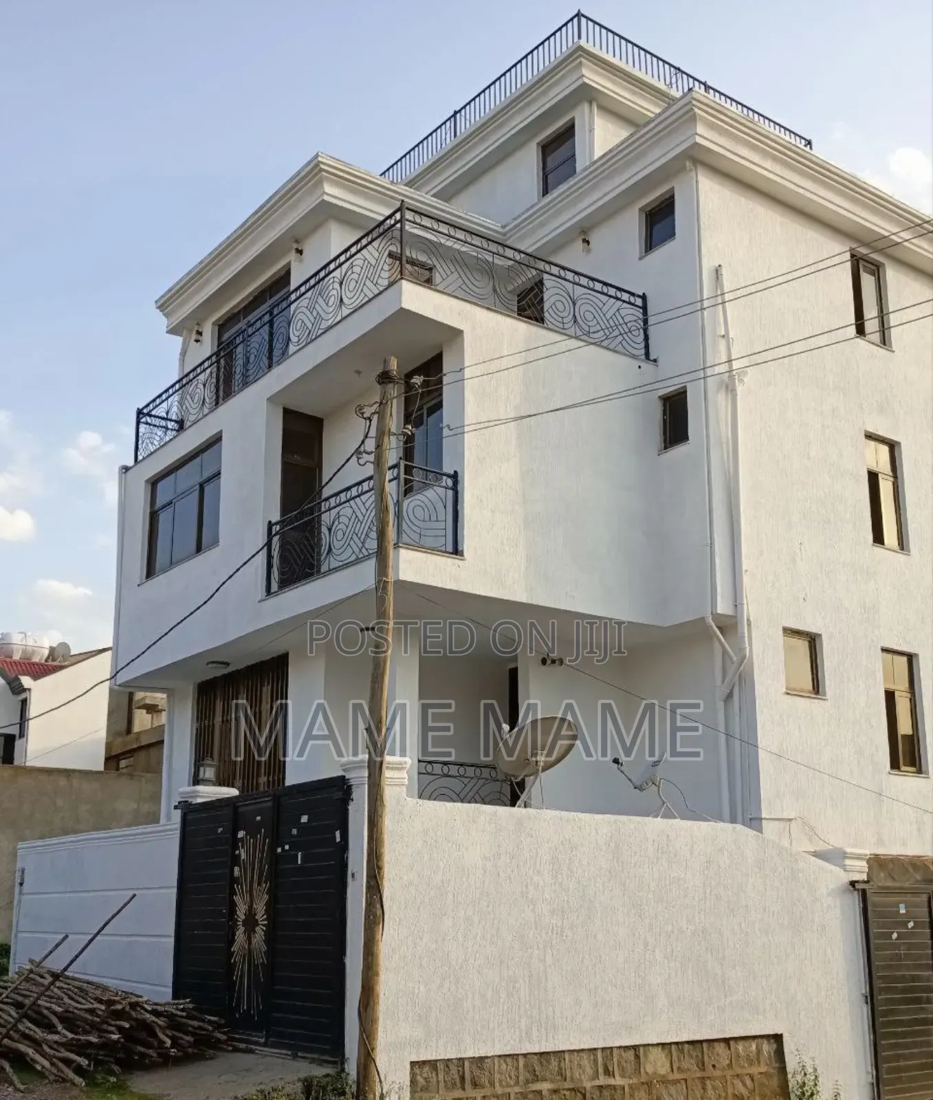 5bdrm House in Addis Abeba, Bole for sale