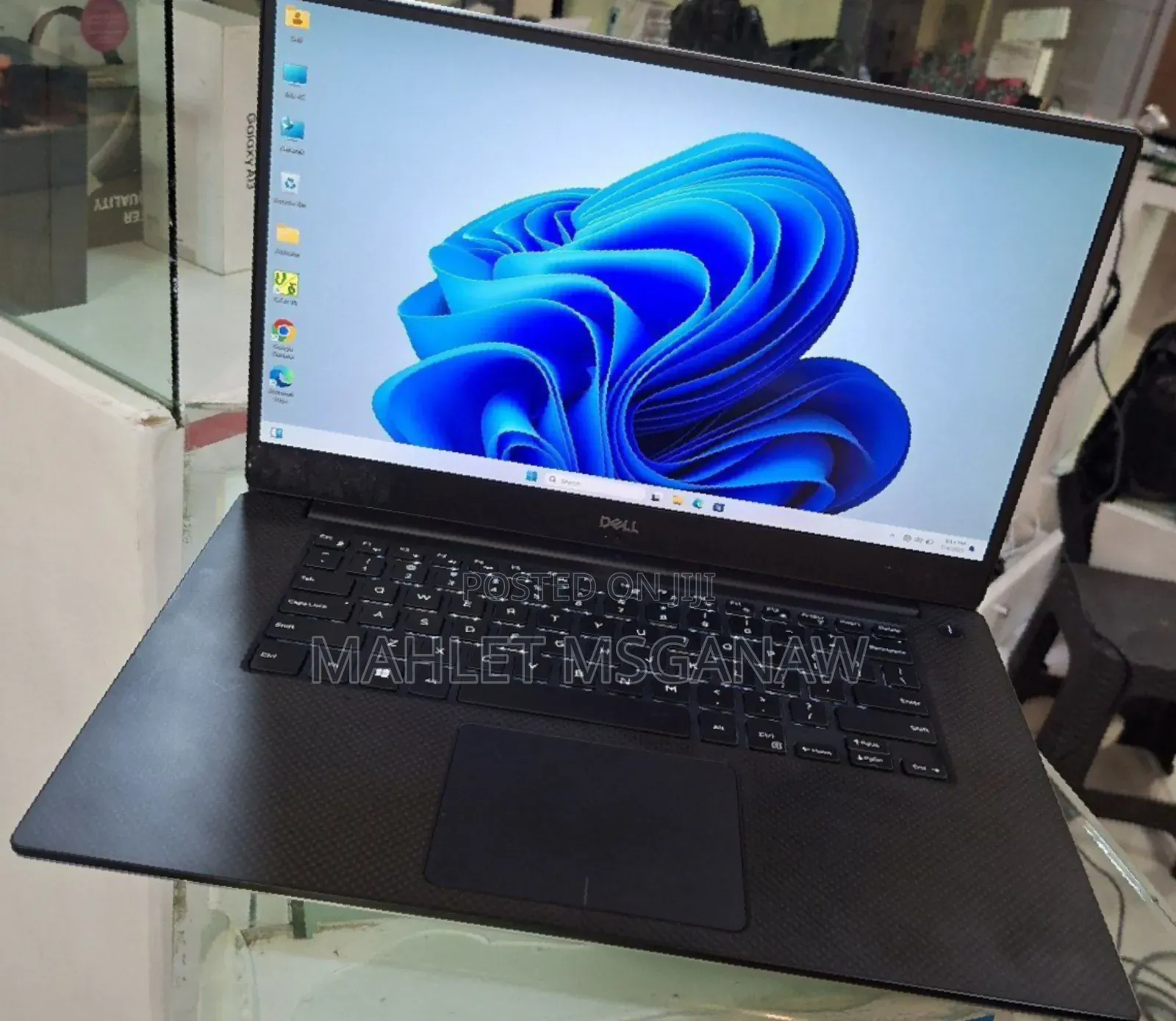 New Laptop Dell Inspiron 14 16GB AMD Ryzen 7 SSD 1T